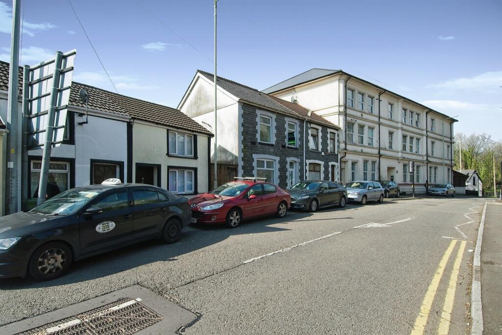 2 bedroom terraced house for sale in Rhondda Road, Pontypridd, CF37