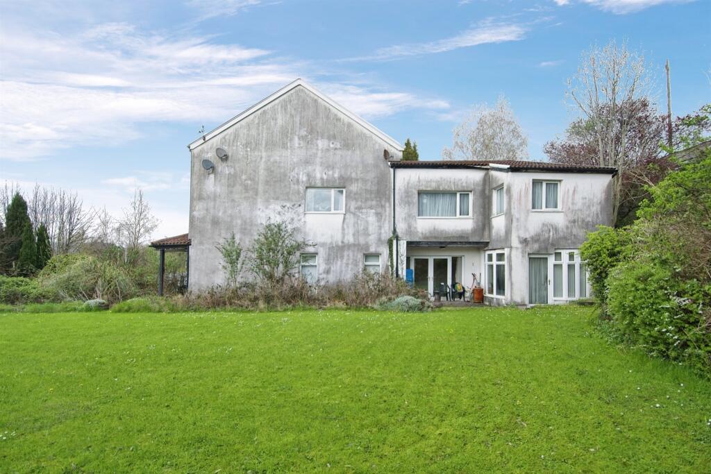 5 bedroom detached house for sale in Cilfynydd Road, Pontypridd, CF37