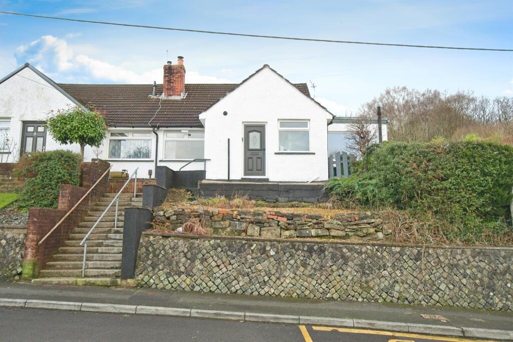 2 bedroom detached bungalow for sale in Hurford Street, Maesycoed