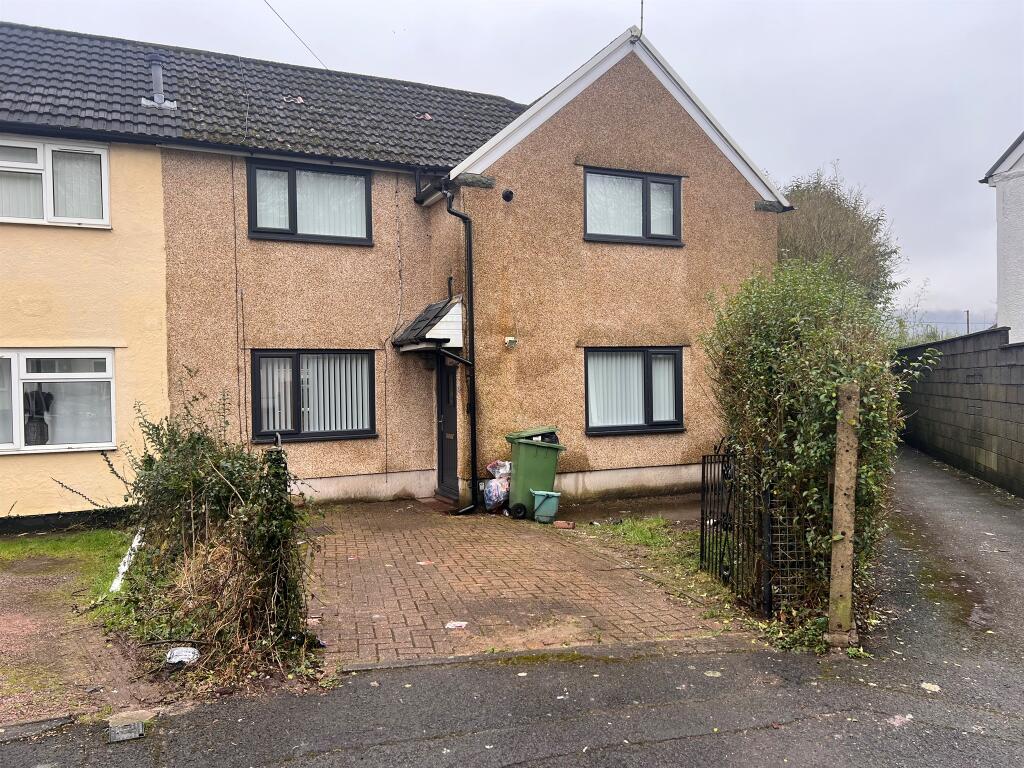 3 bedroom semidetached house for sale in Dyffryn Gardens, Rhydyfelin, Pontypridd, CF37