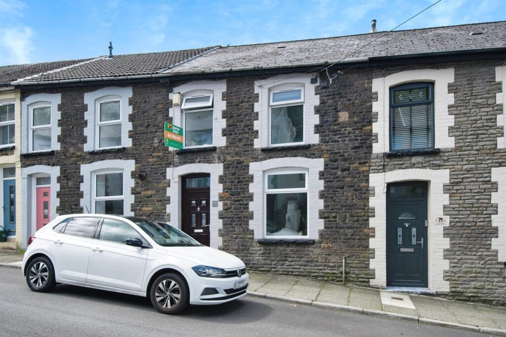 3 bedroom terraced house for sale in Charles Street, Porth, CF39