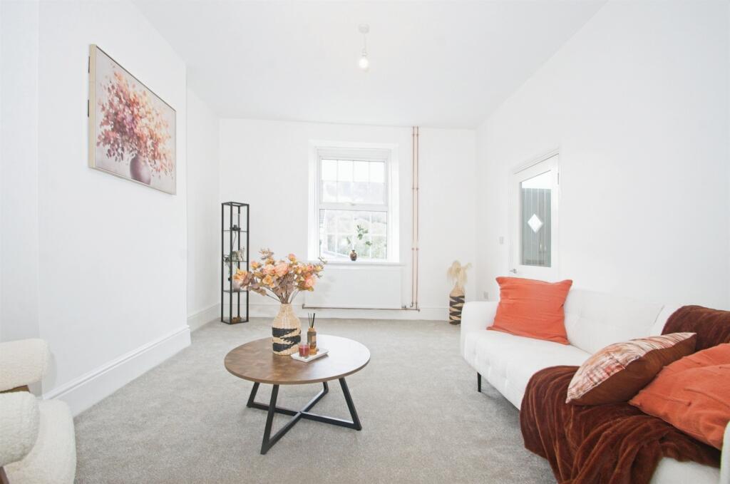 Additional property image - Tyntyla Road, Tonypandy