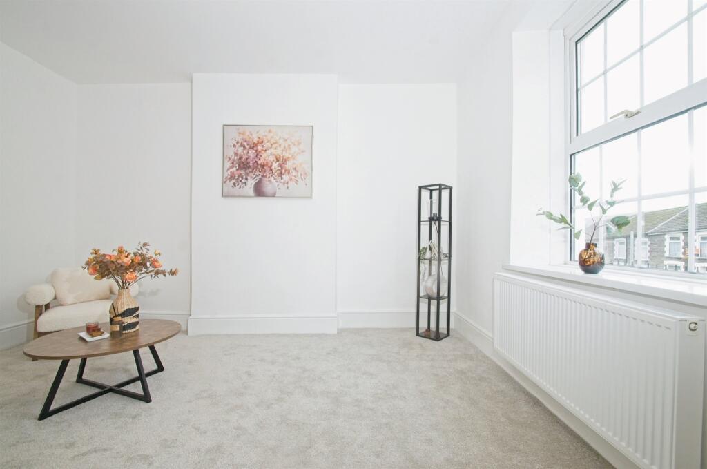 Additional property image - Tyntyla Road, Tonypandy