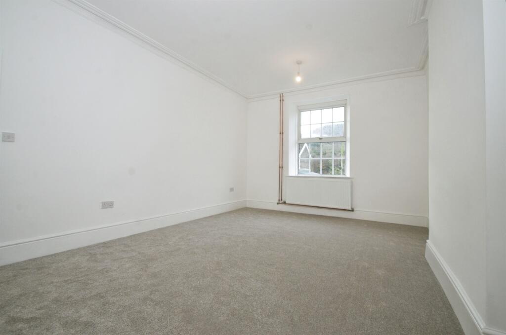 Additional property image - Tyntyla Road, Tonypandy