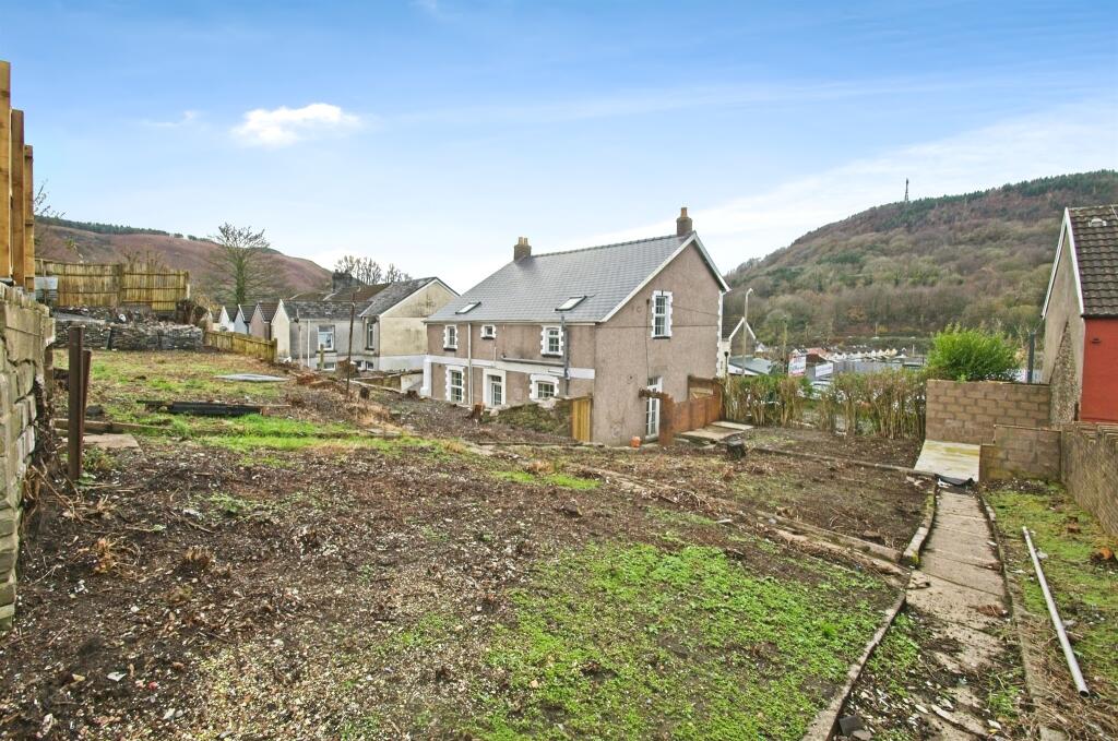 Additional property image - Tyntyla Road, Tonypandy