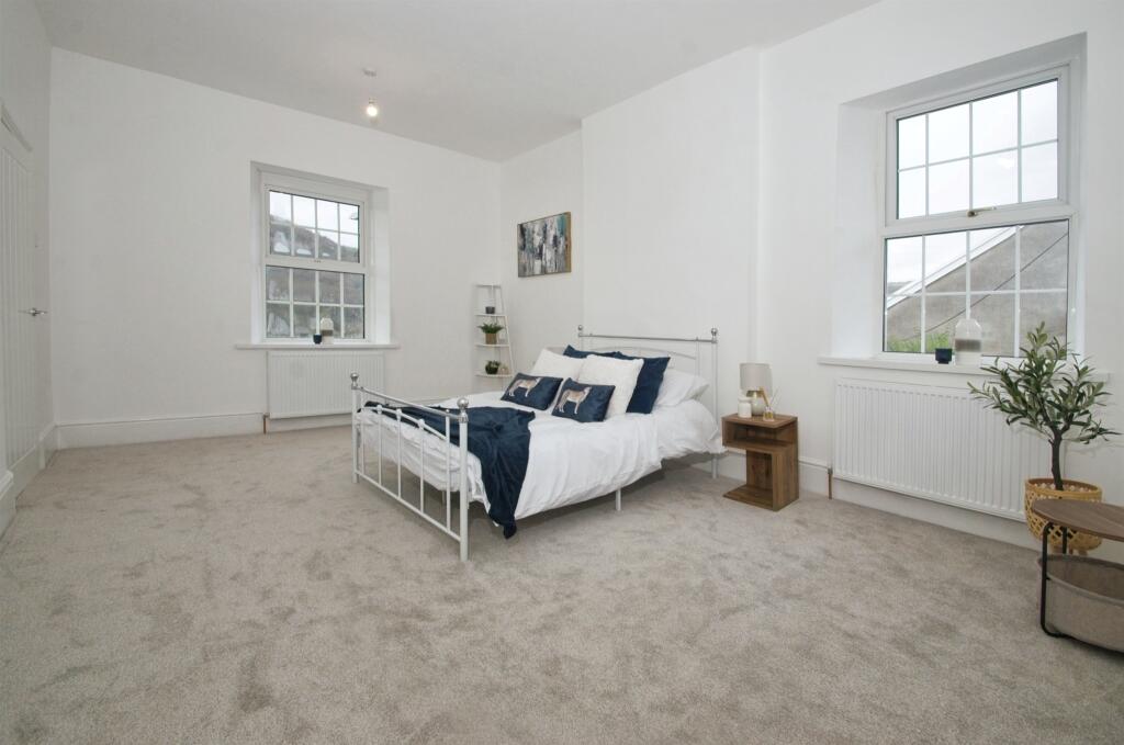 Additional property image - Tyntyla Road, Tonypandy