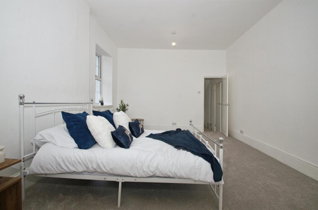 Additional property image - Tyntyla Road, Tonypandy