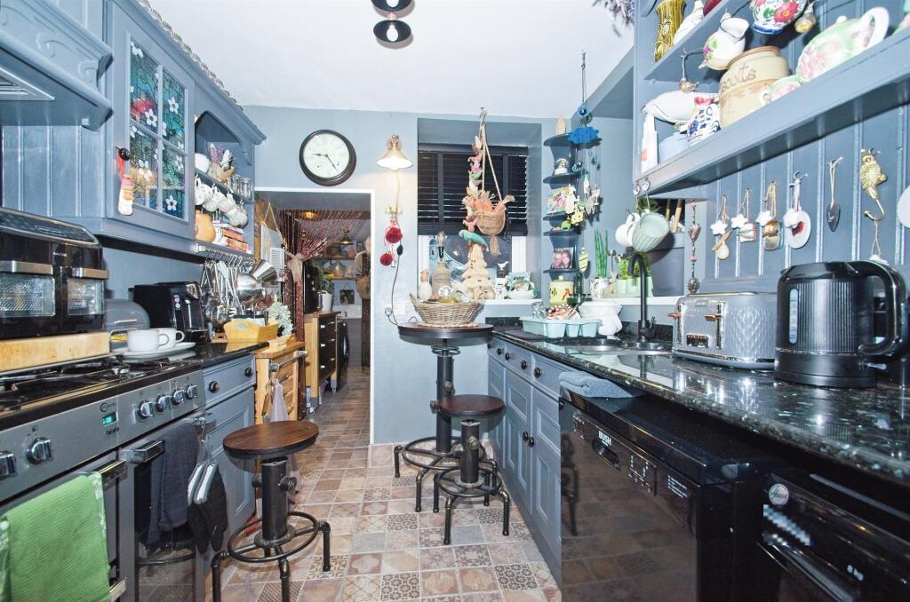 Additional property image - The Parade, Trallwn, Pontypridd