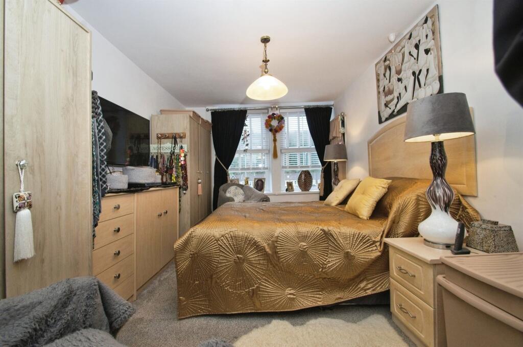 Additional property image - The Parade, Trallwn, Pontypridd