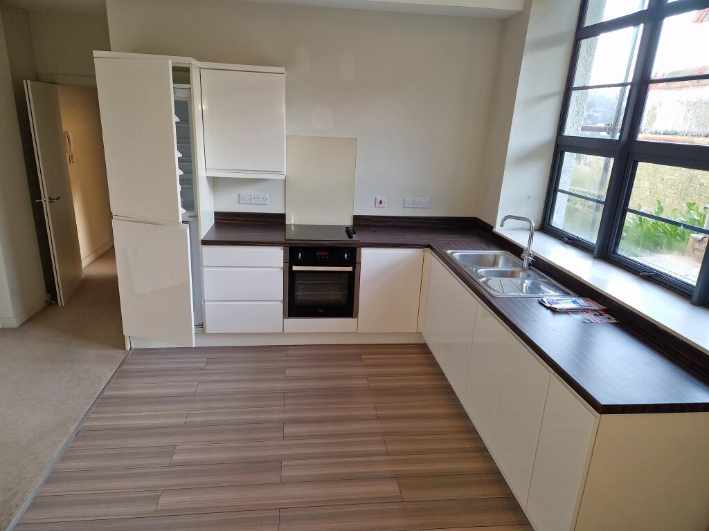 Additional property image - Tyfica Road, Pontypridd