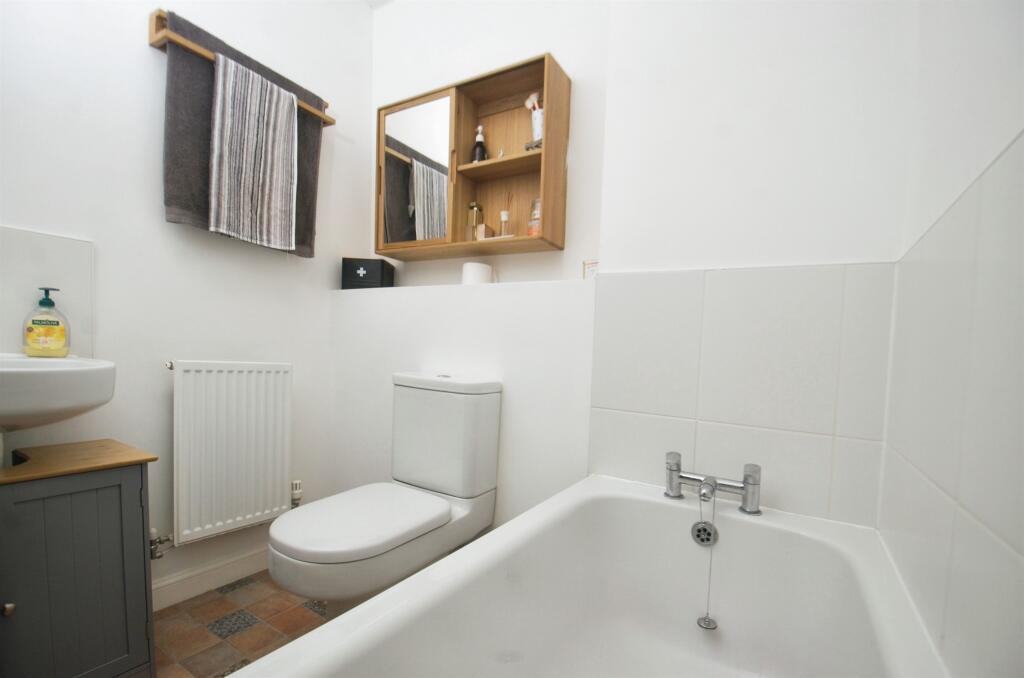 Additional property image - Heol Gruffydd, PONTYPRIDD