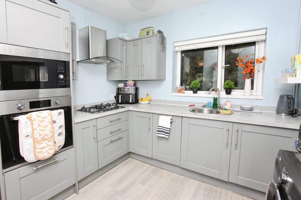 Main image of property: Middle Terrace, Stanleytown, Ferndale