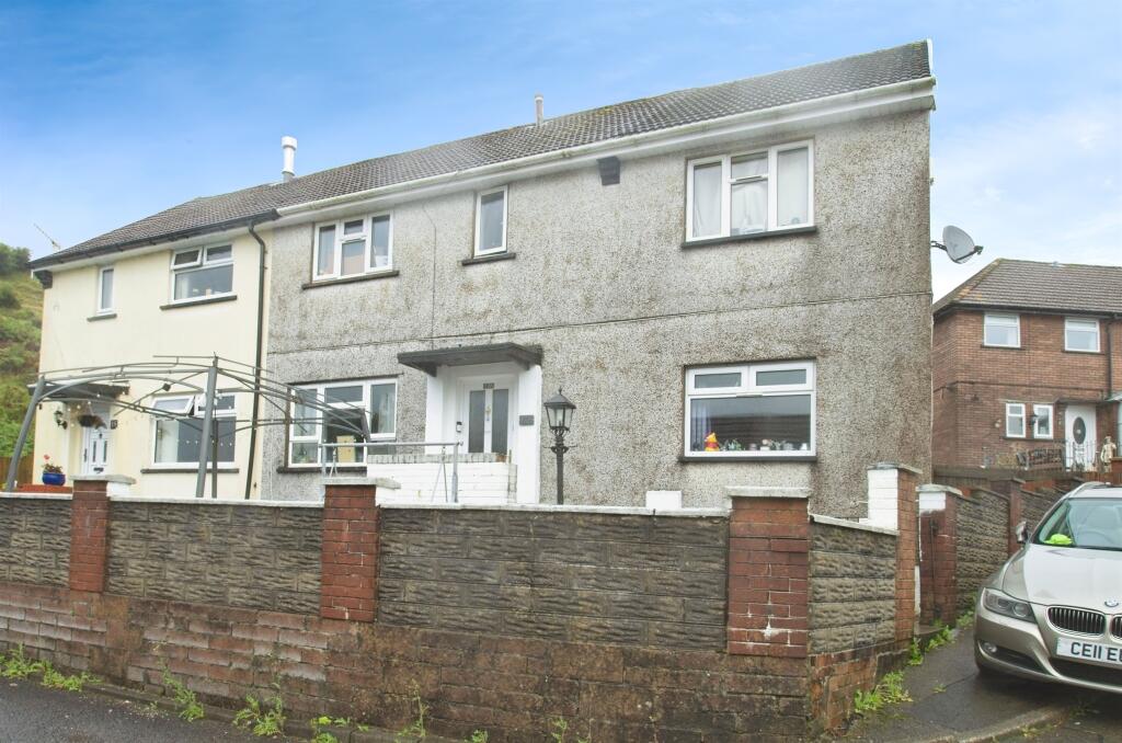 Main image of property: Heol-Y-Mynydd, Ystrad, Pentre