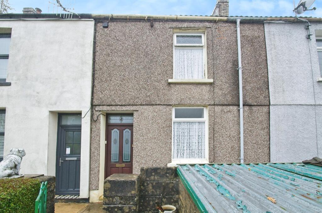 Main image of property: Hoddinotts Houses, Pentre