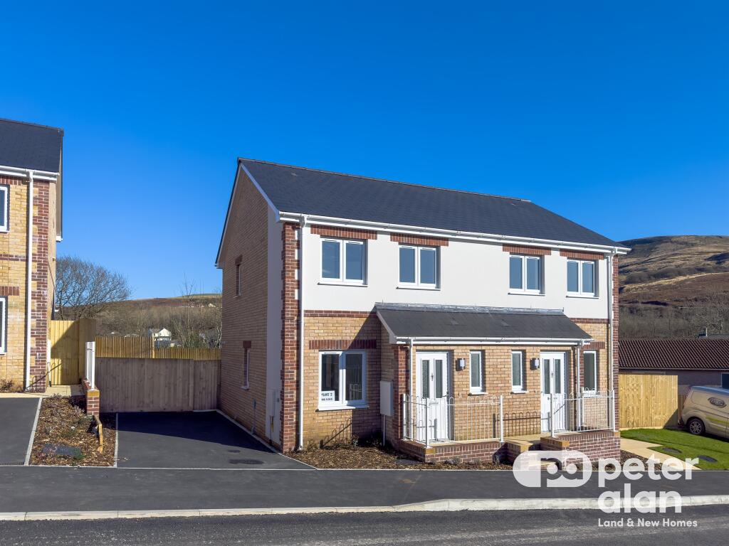 2 bedroom semidetached house for sale in Nant Y Ffyrling, Nantyffyllon