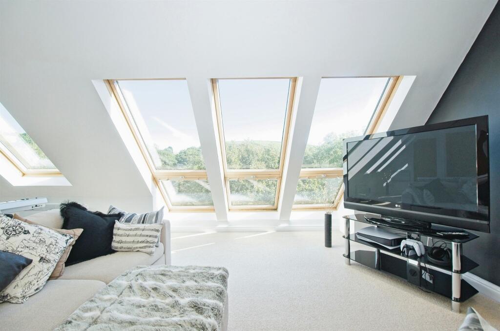Additional property image - Darren View, Maesteg