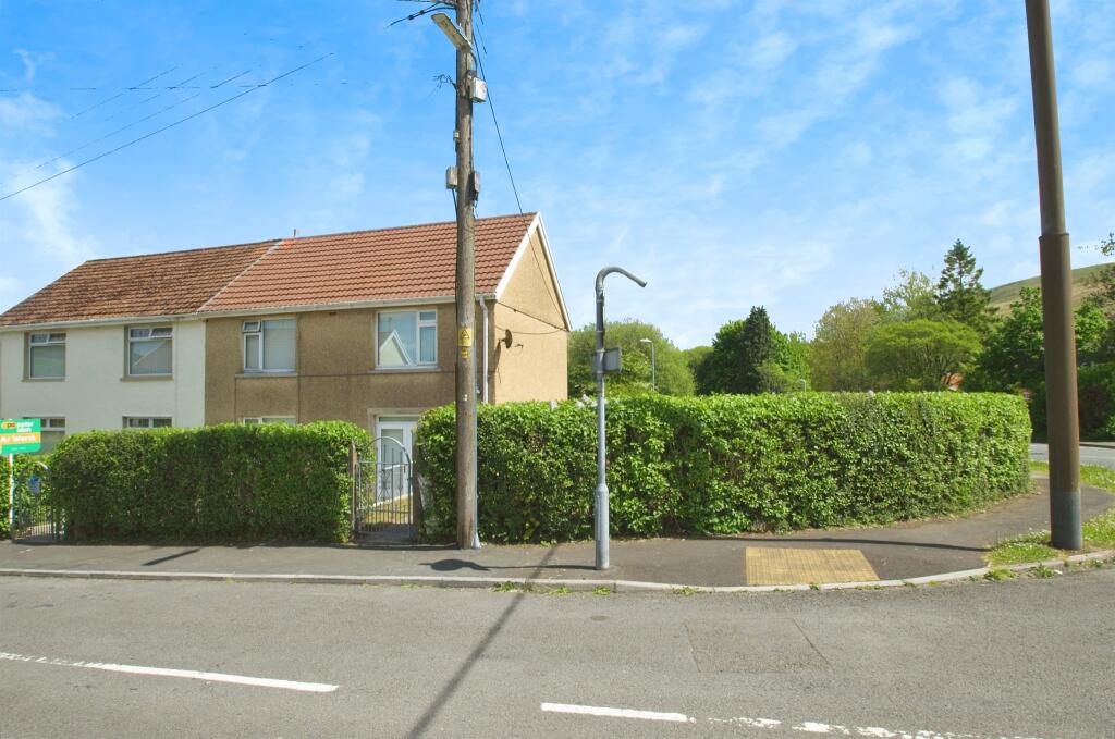 Main image of property: Heol Y Fedw, Cymmer, Port Talbot