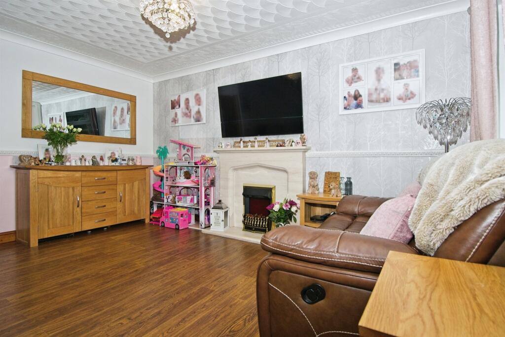 2 bedroom terraced house for sale in Heol TyGwyn, Maesteg, CF34