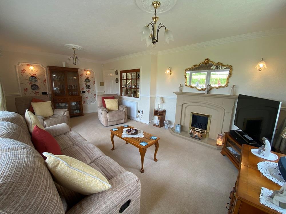 4 bedroom detached house for sale in Heanor Road, Smalley, Ilkeston, DE7
