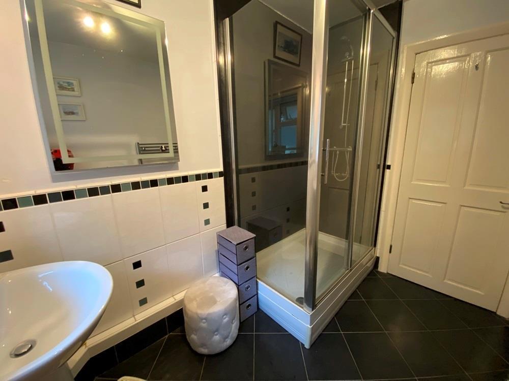 4 bedroom detached bungalow for sale in Derby Road, Ambergate, DE56