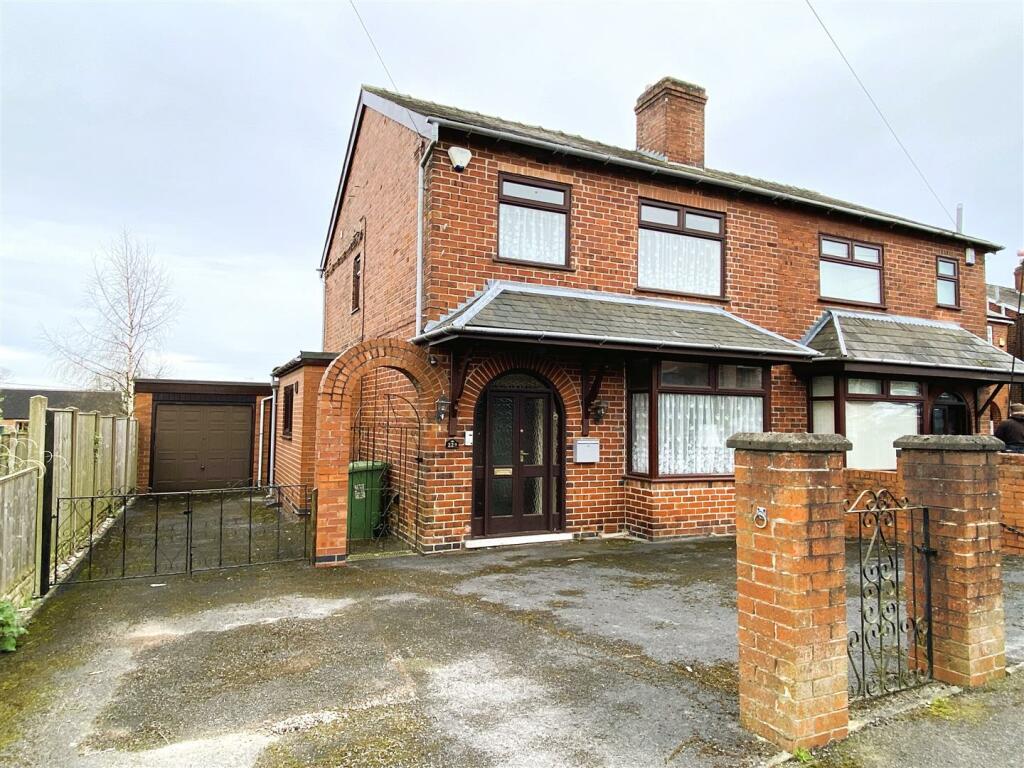 3 bedroom semidetached house for sale in Park Road, Heage, Belper, DE56