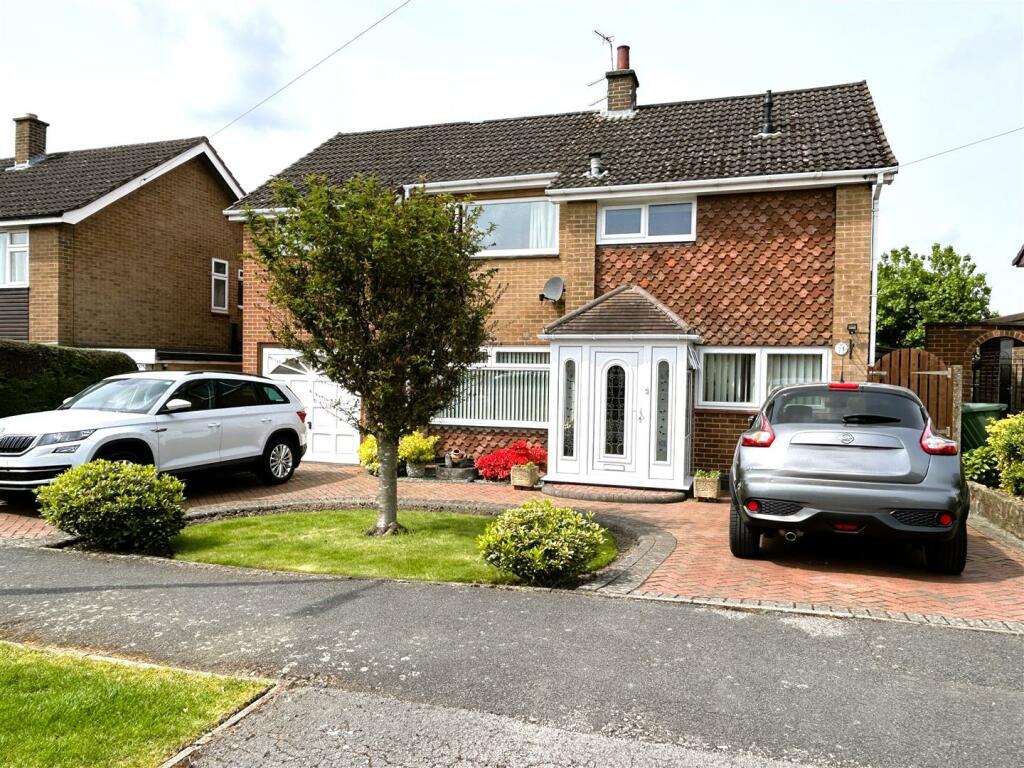 4 bedroom detached house for sale in Wilmot Drive, Smalley, Ilkeston, DE7