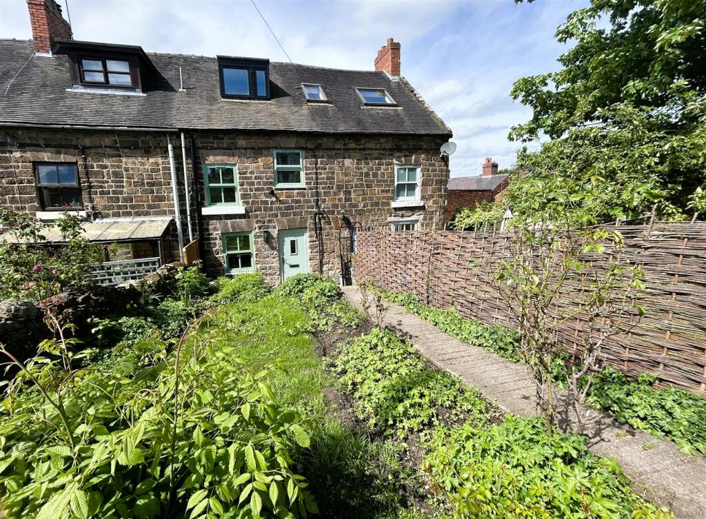 3 bedroom cottage for sale in St Johns Road, Belper, DE56