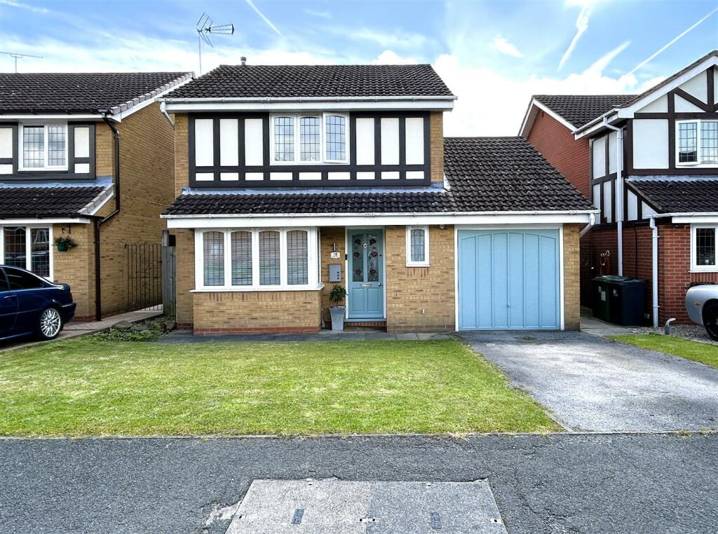 3 bedroom detached house for sale in Nailers Way, Belper, DE56