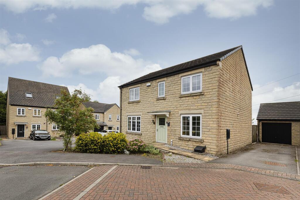 Main image of property: Stirling Wood Close, Lindley, Huddersfield