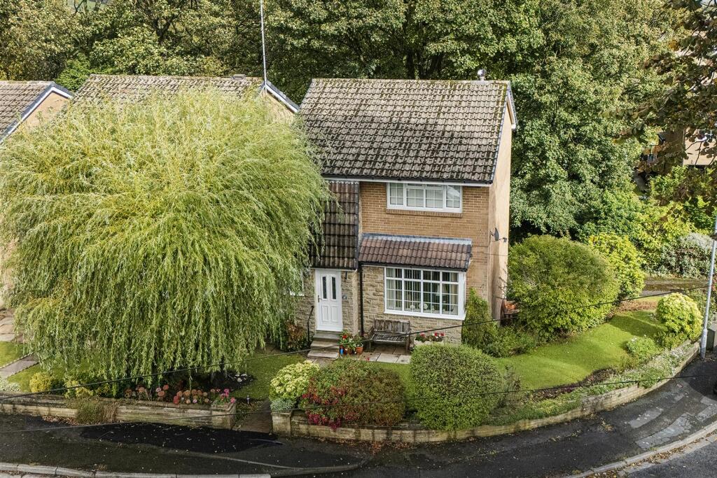 Main image of property: Gatesgarth Crescent, Huddersfield