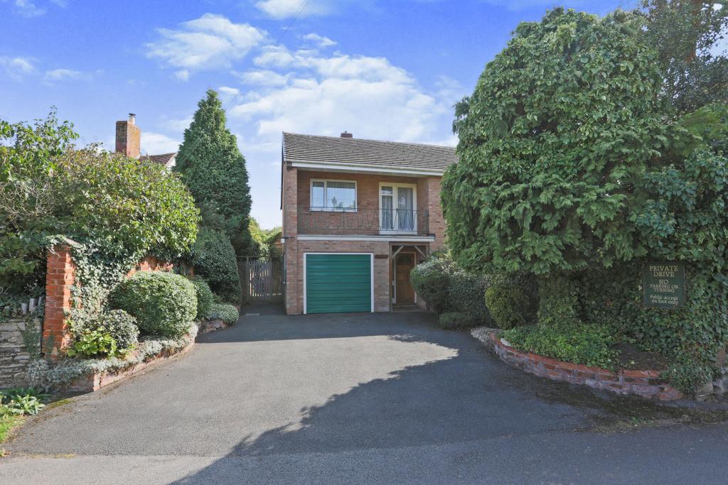 5 bedroom detached house for sale in Grange Lane, Harvington, Evesham, WR11