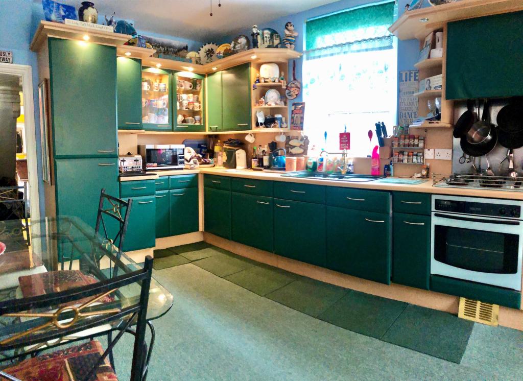 Additional property image - Victoria Avenue, Porthcawl