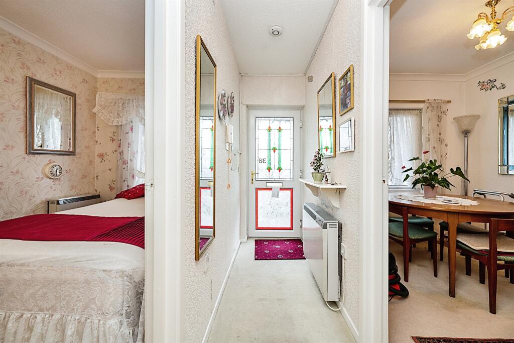 2 bedroom retirement property for sale in Pavilion Court, Porthcawl, CF36