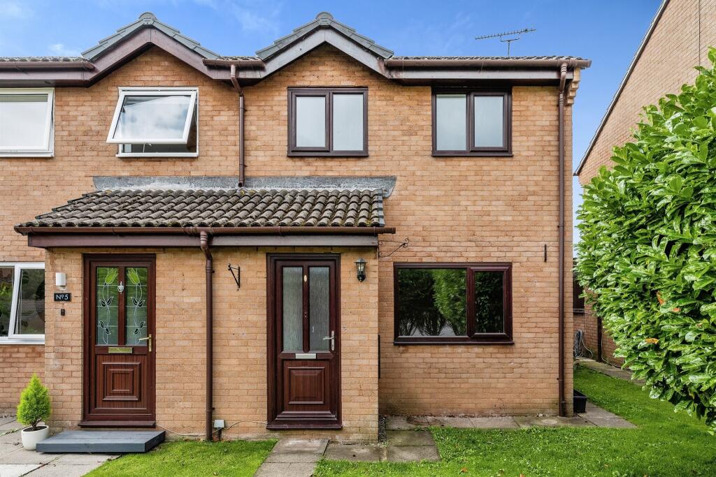3 bedroom semidetached house for sale in GerYLyn, Porthcawl, CF36