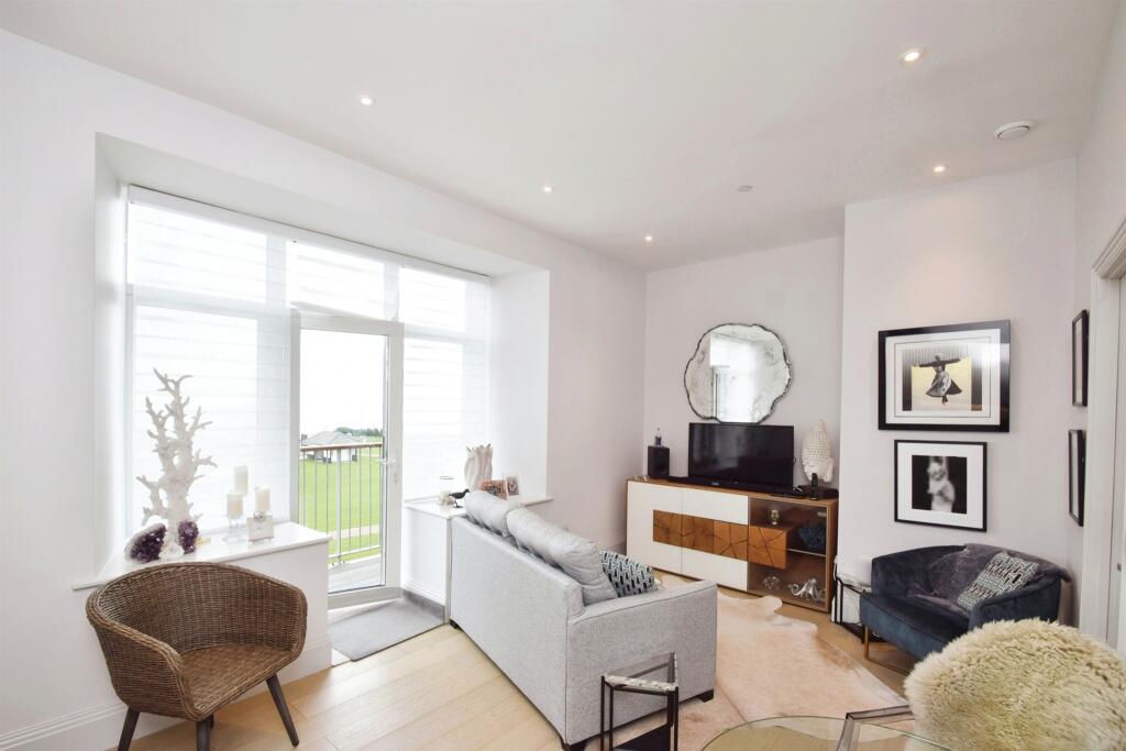 Additional property image - Rest Bay, Porthcawl