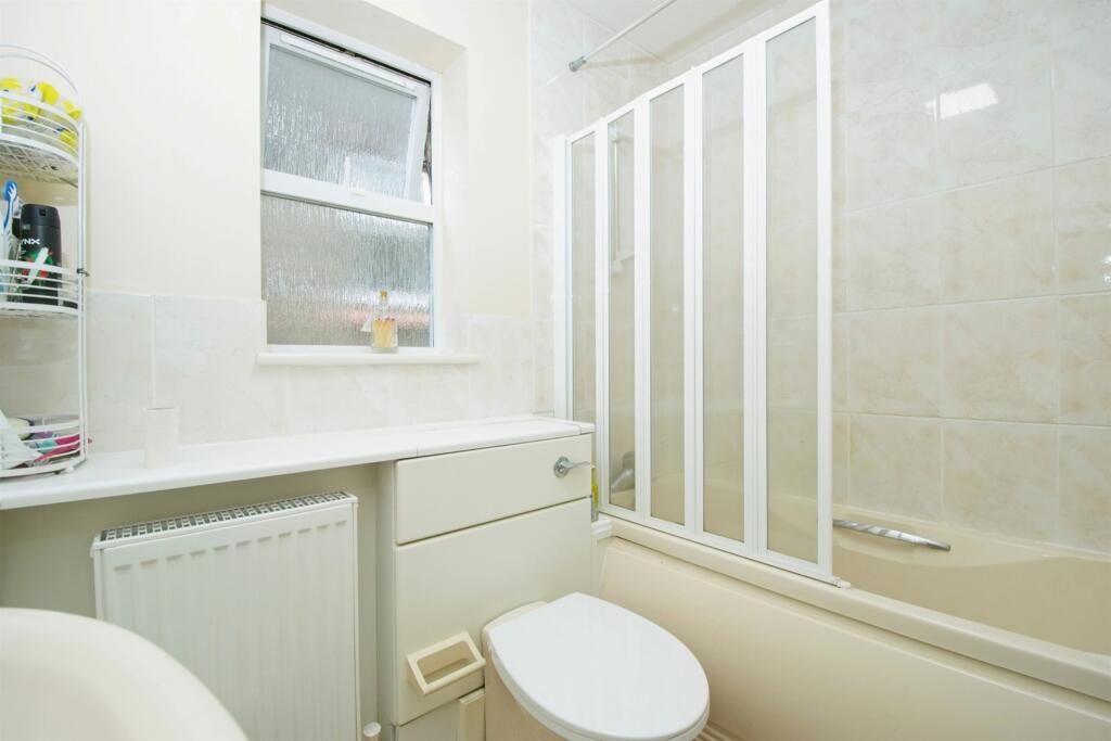 Additional property image - Two Stones Crescent, Kenfig Hill, Bridgend