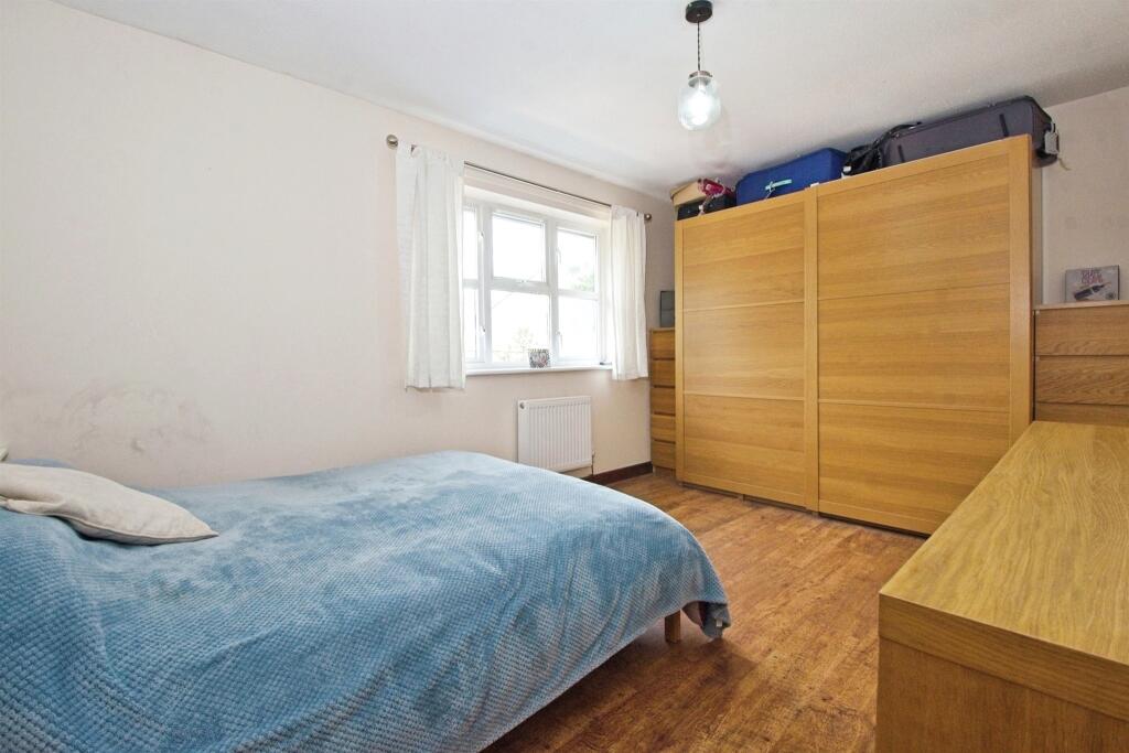 Additional property image - Two Stones Crescent, Kenfig Hill, Bridgend