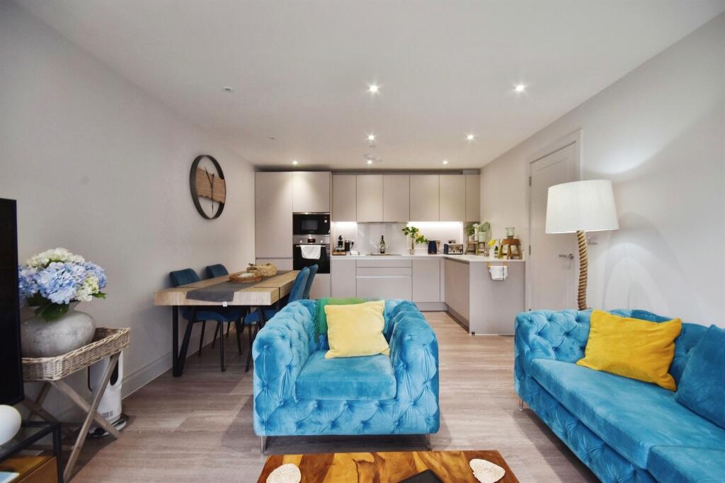 Additional property image - Rest Bay, Porthcawl