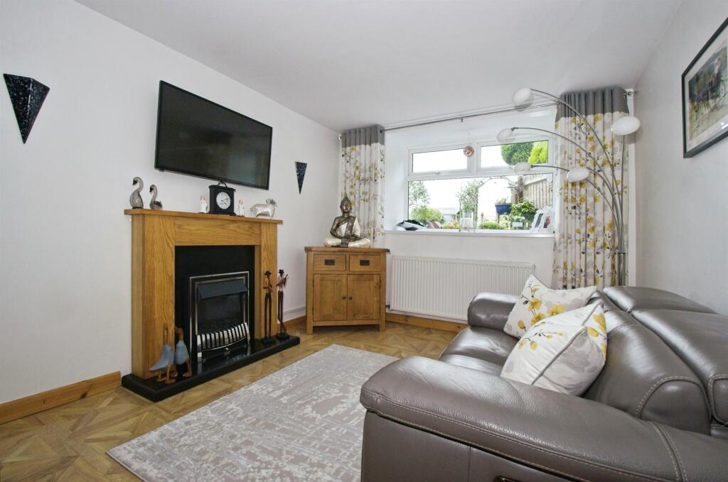 Additional property image - High Street, Kenfig Hill, Bridgend