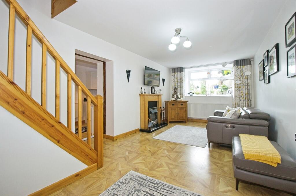 Additional property image - High Street, Kenfig Hill, Bridgend
