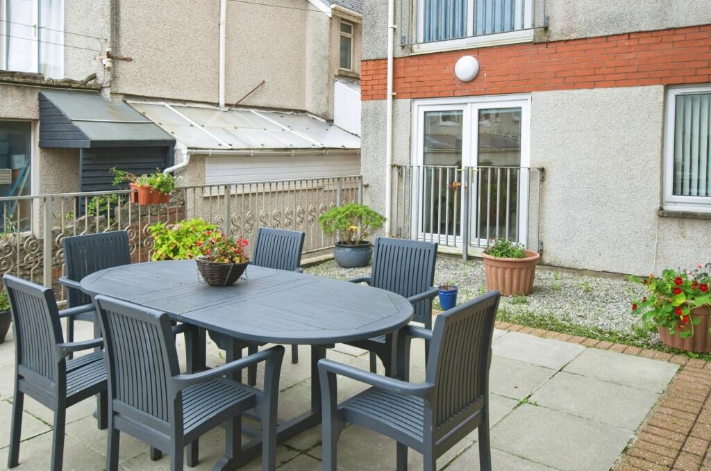 Additional property image - Pavilion Court, Porthcawl
