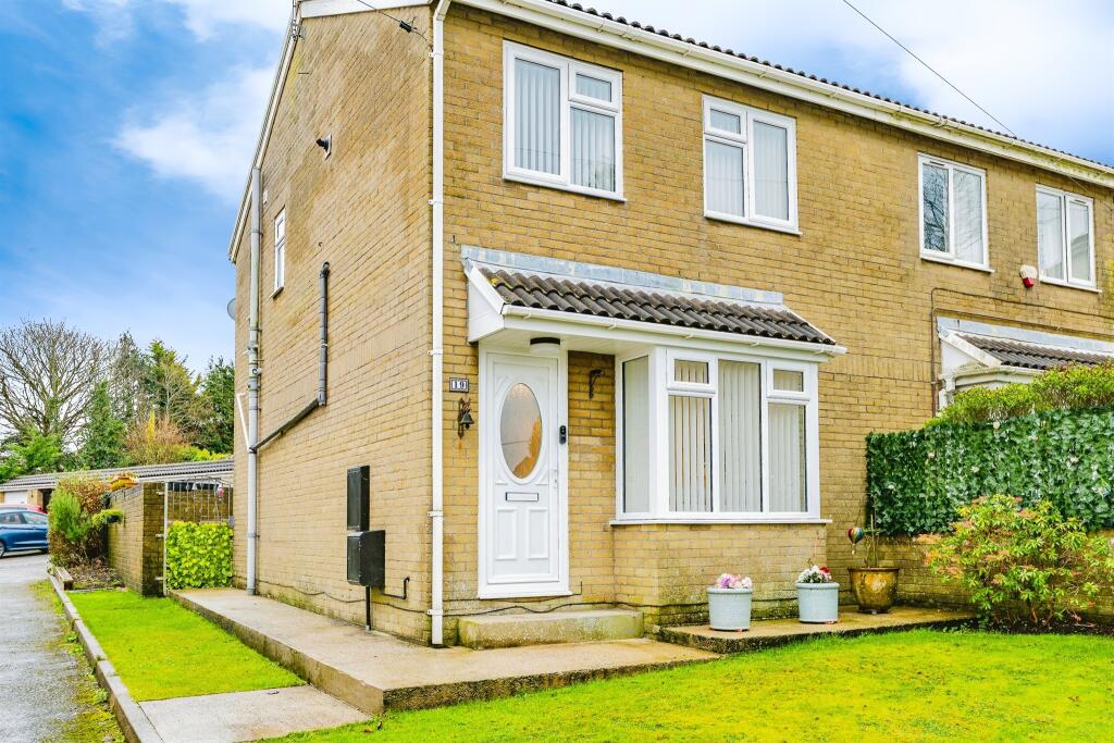 Main image of property: Bedford Close, Cefn Cribwr, Bridgend