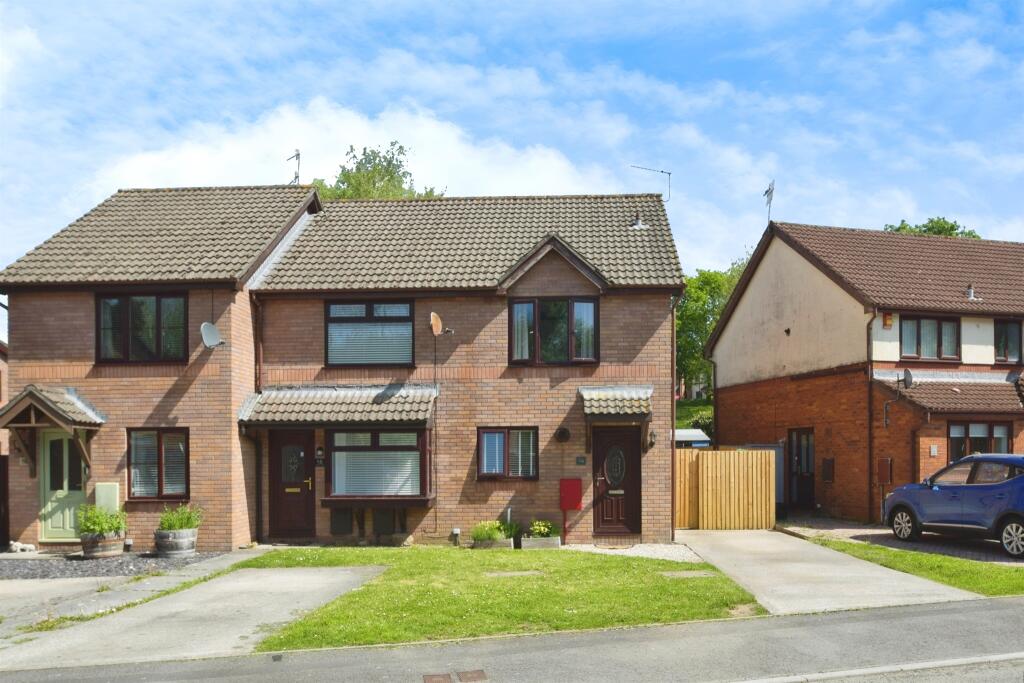 Main image of property: Ffynon Y Maen, Pyle, Bridgend
