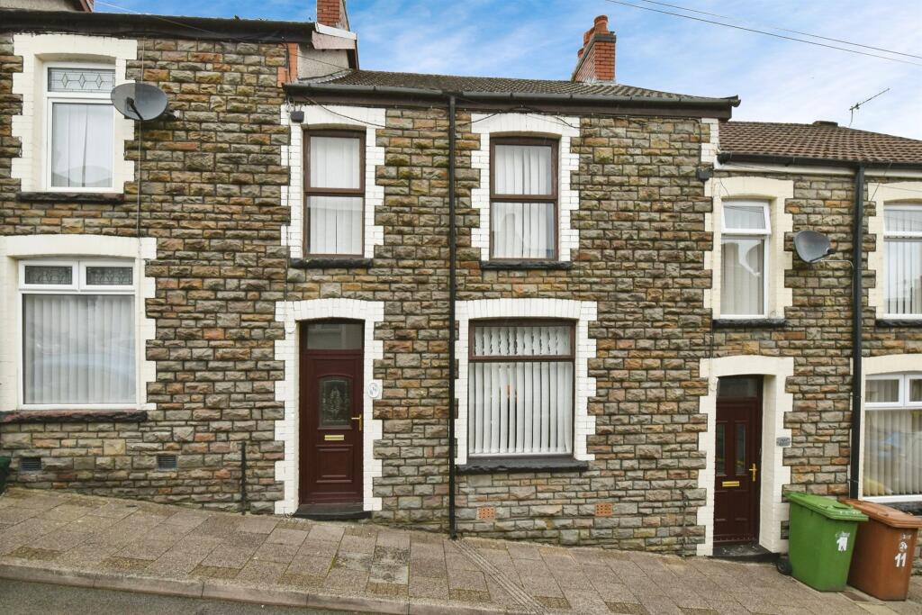 3 bedroom terraced house for sale in Duffryn Street, Pontlottyn