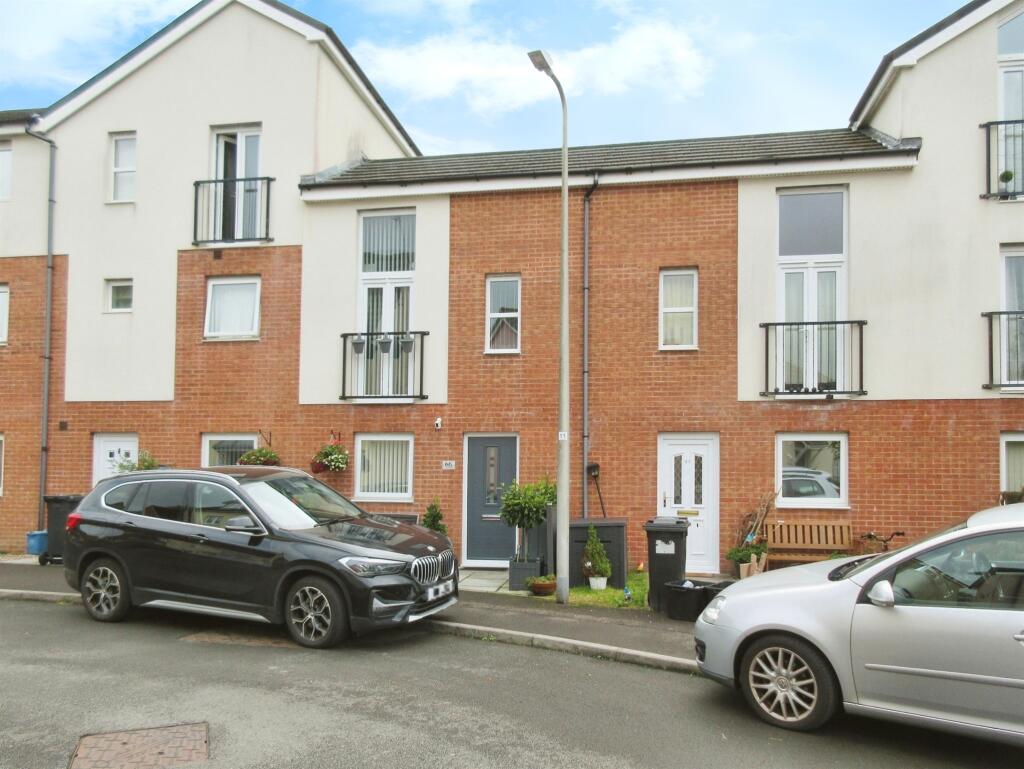 2 bedroom house for sale in Clos Cwm Golau, Merthyr Tydfil, CF47