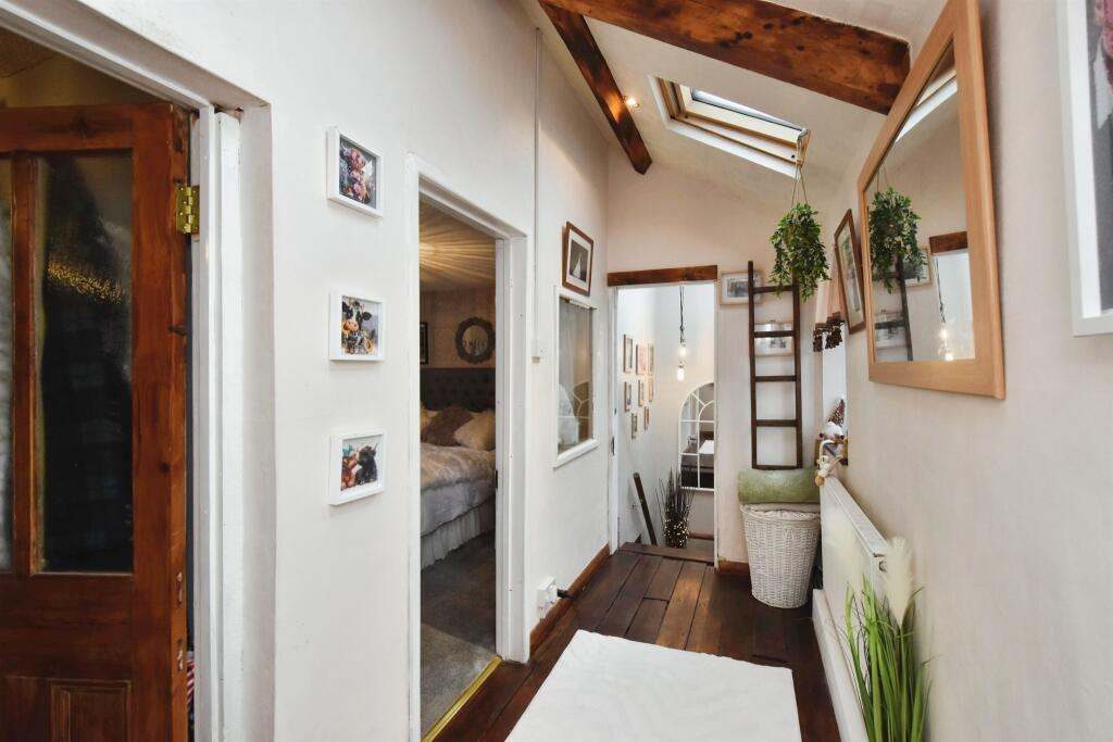Additional property image - Morgan Jones Square, Troedyrhiw, Merthyr Tydfil