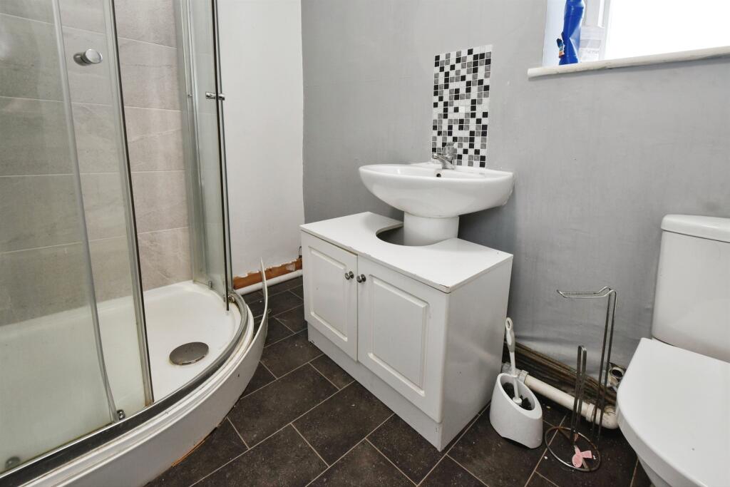 Additional property image - Cardiff Road, Troedyrhiw, MERTHYR TYDFIL