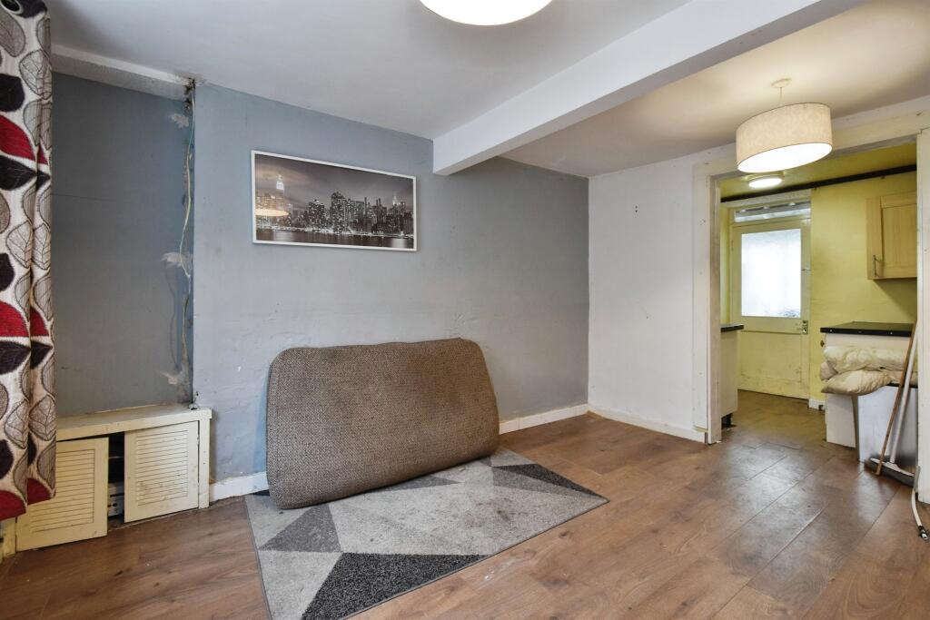 Additional property image - Cardiff Road, Troedyrhiw, MERTHYR TYDFIL