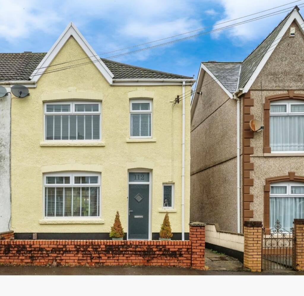 3 bedroom end of terrace house for sale in Alexandra Road, Gorseinon, Swansea, SA4
