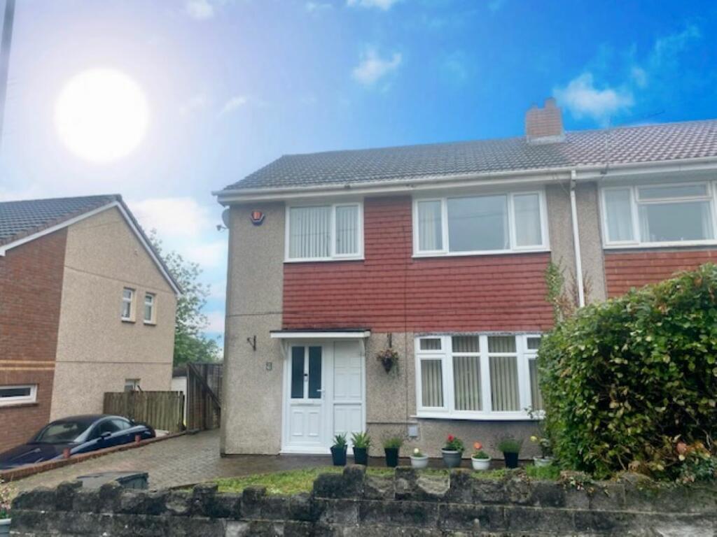 Main image of property: Heol Yr Eos, Penllergaer, Swansea